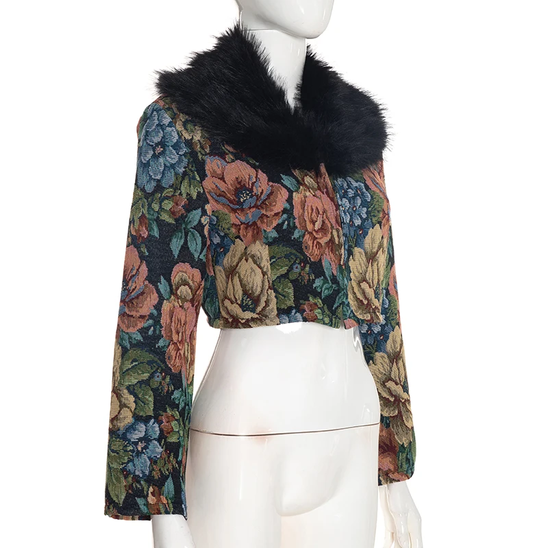Vintage-Jacke mit floralem Jacquard-Patchwork, Pelzbesatz, langen Ärmeln, kurz geschnitten und tailliert. – Detail 8