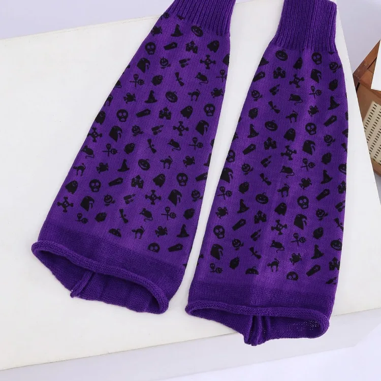 ​​Halloween Socks Costume Accessories - Novelty Graffiti Crew Socks, Warm Knitted Leg Warmers for Women, Fall Winter Party Gift​