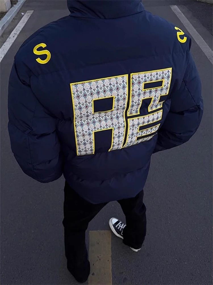 

Модная мужская зимняя куртка-пуховик с вышивкой и воротником-стойкой, в американском уличном стиле, молодежная, в стиле хип-хоп