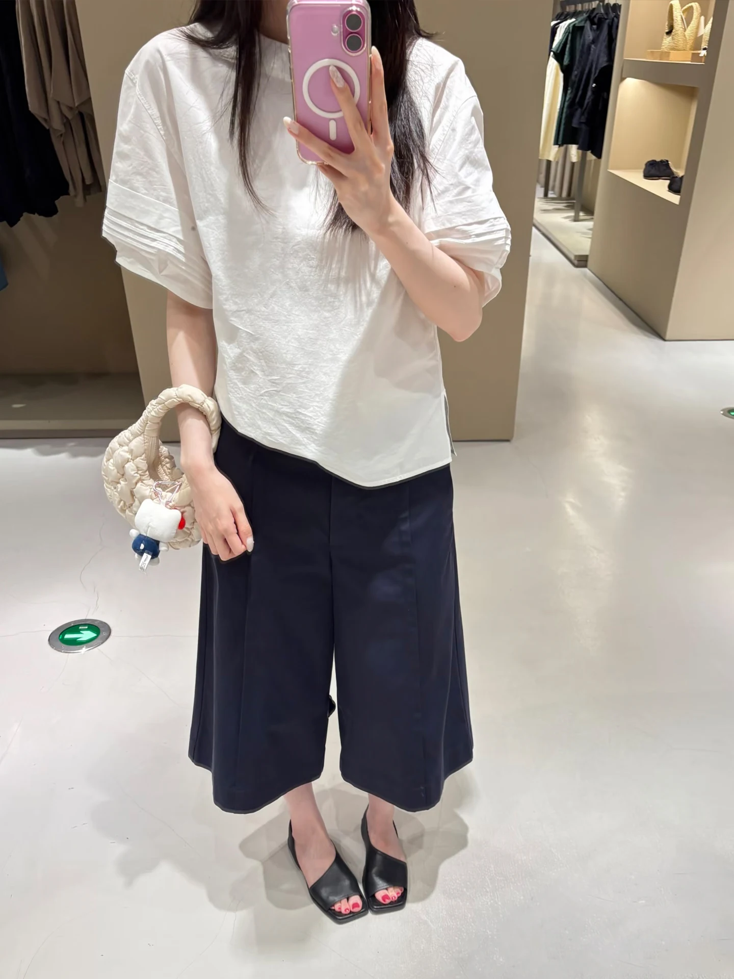 Minimalist round Neck Pleated Short Sleeve Shirt Women's Loose Layering T-Shirt Base Model Cotton Comfortable Breathable