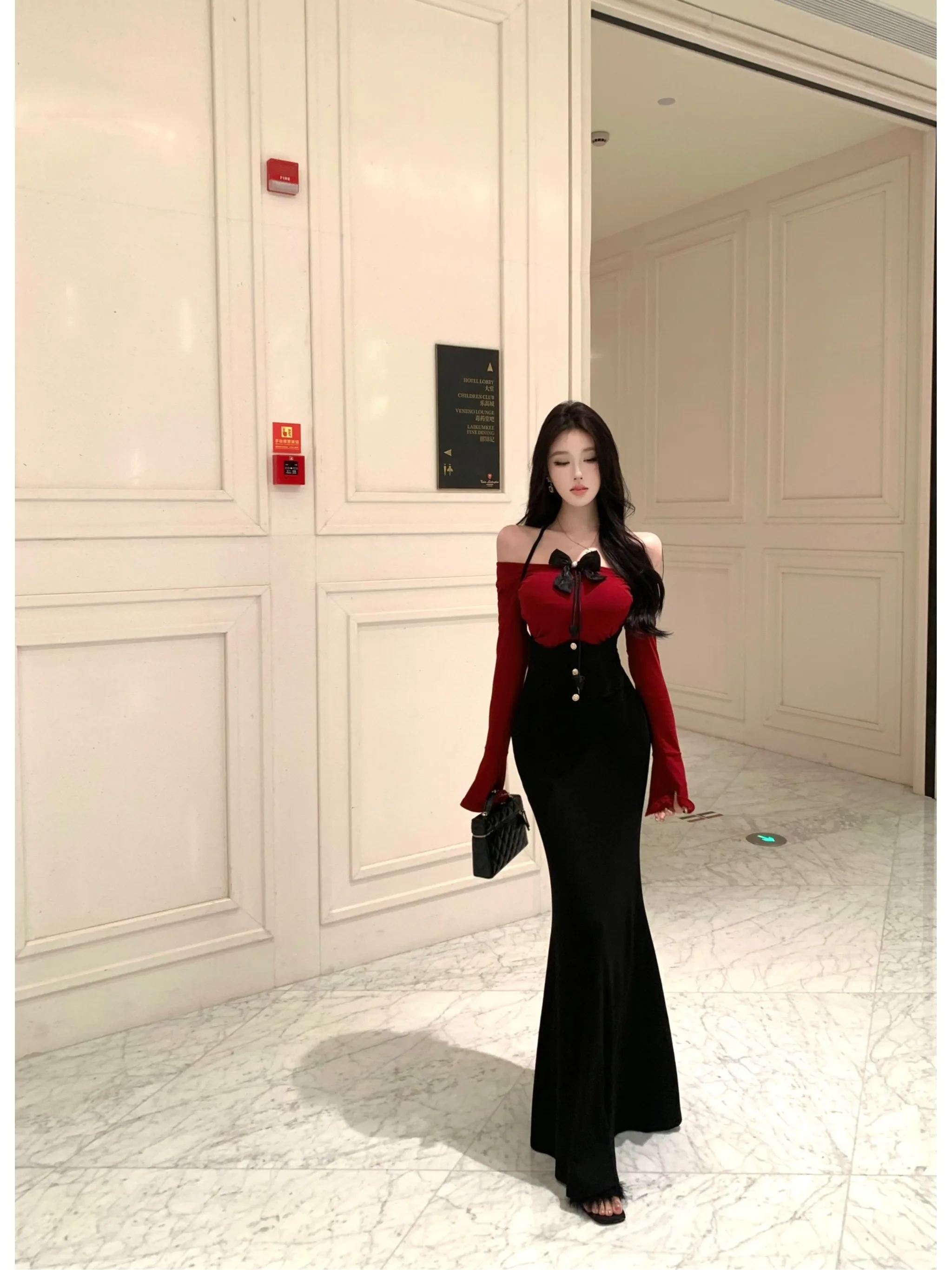 Elegant 2-piece Skirt Set For Women Red One-shoulder Knitted Top High-waist Bandage Bodycon Mermaid Skirt Trendy Commute Clothes