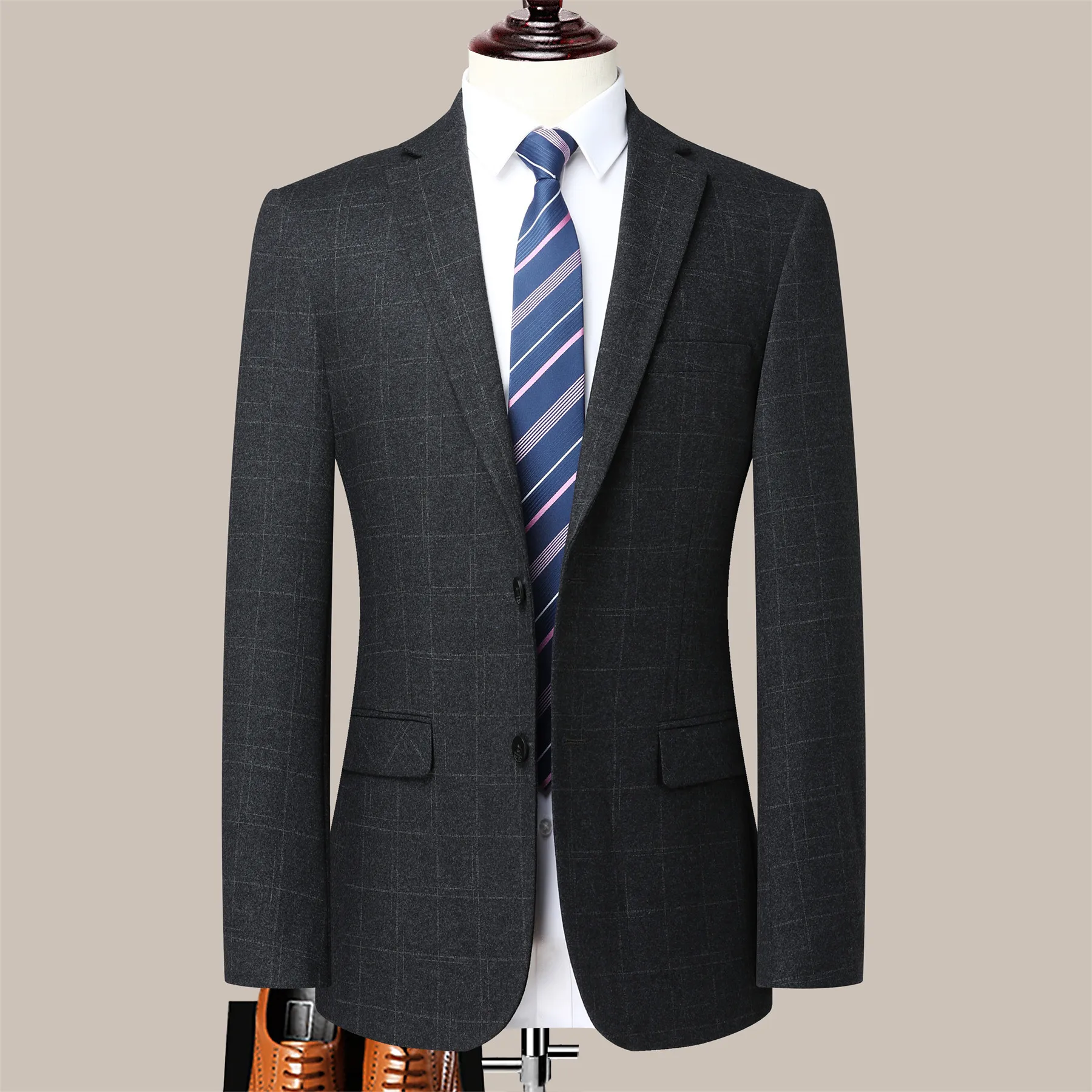 (149) Customized Fashionable Men\'s Suits for Autumn and Winter Business Casual Banquet Dresses