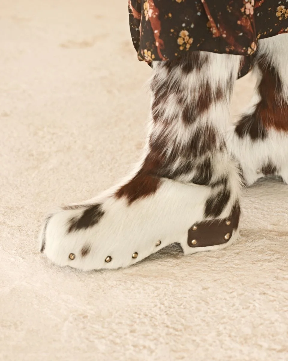 

Horsehair Patchwork Round Toe Knee-High Platform Winter Women Boots Wedges High Heels Slip On Design Large Size Shoes