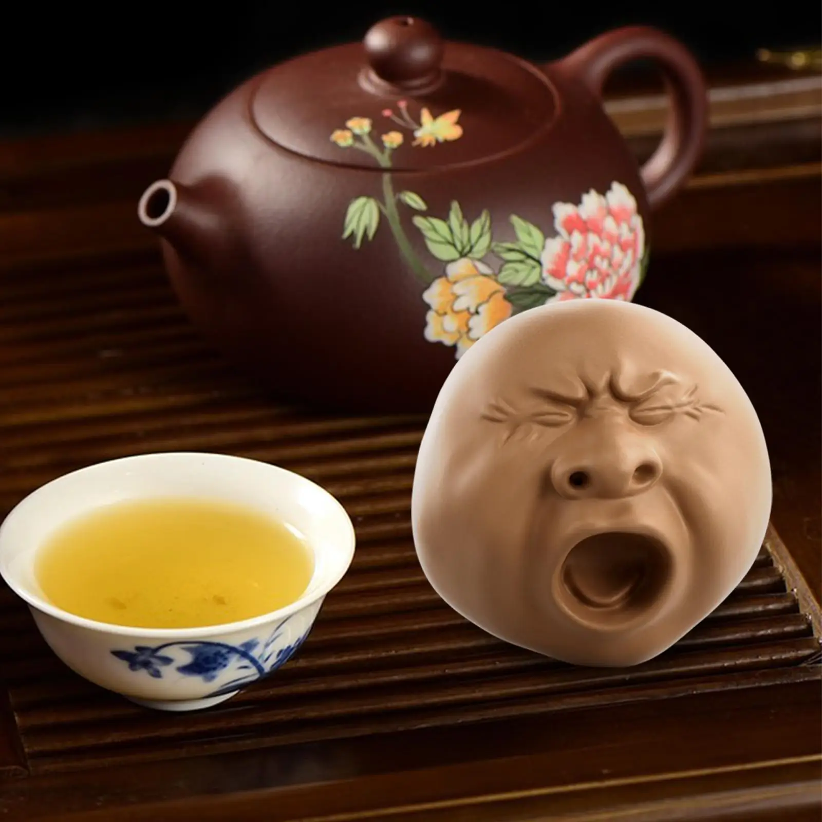 Funny Water Spraying Toy Unique Boys Girls, Reusable, Portable Gift Multifunctional Premium Convenient Creative Funny Prank Toy