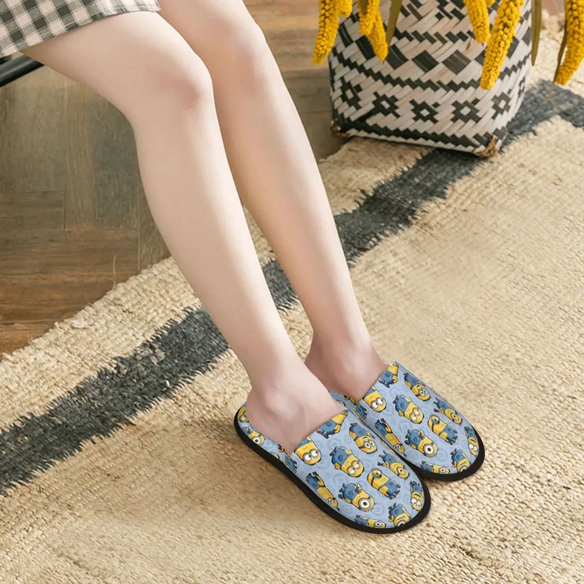 Custom Minions Manga Cartoon Minion House Slippers Women Comfy Memory Foam Slip On Hotel Slipper Shoes