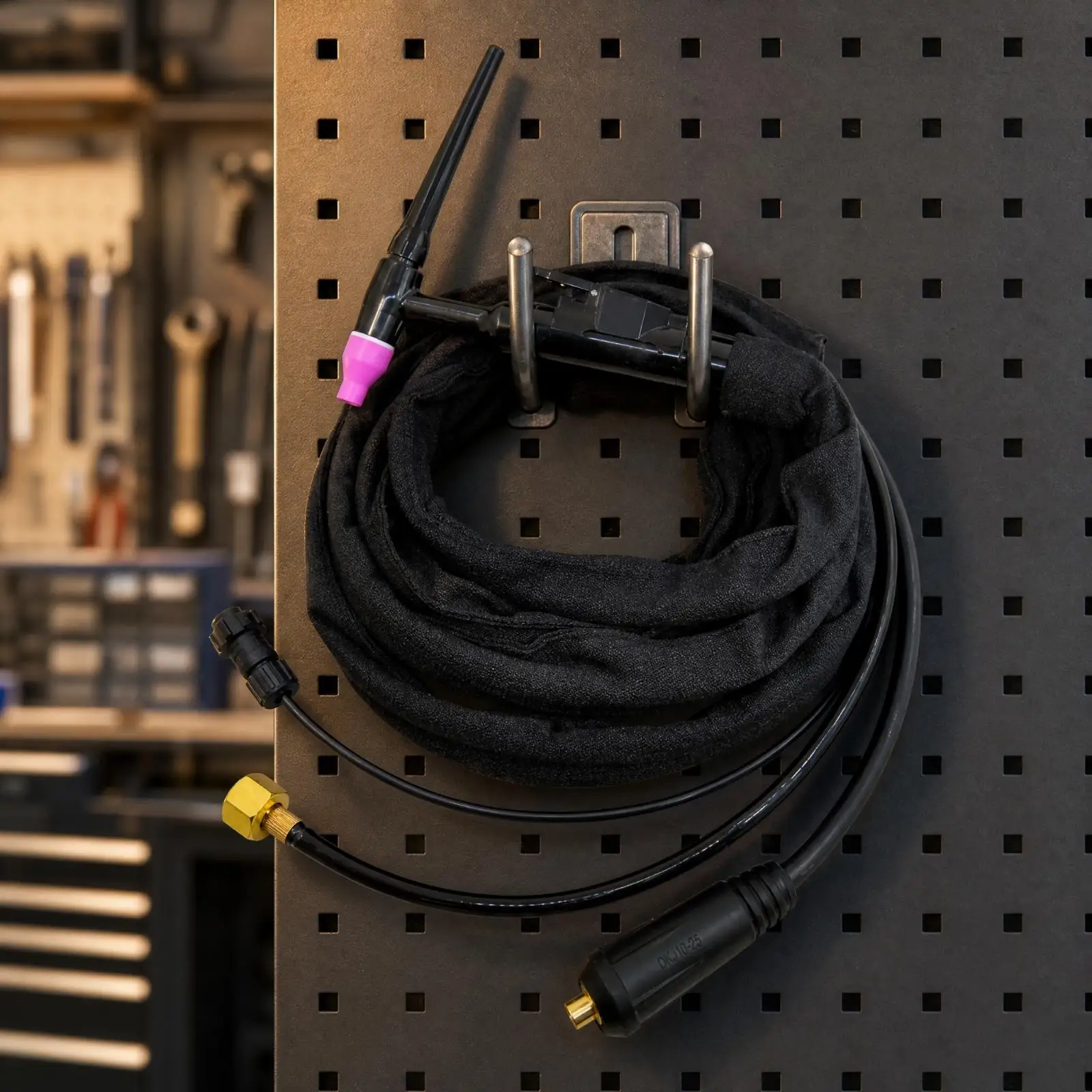 TIG Welding Torch Argon Arc 150A Split Curved Joining Tool Bakelite Construction Push Fit Connector for Thin Metal Detailed