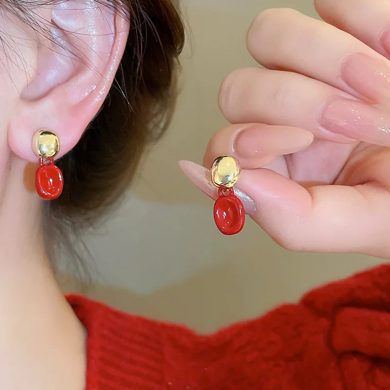 Red Contrasting Color Dripping Oil Beanie Stud Earrings for Women Exquisite Fashion Simple Jewelry