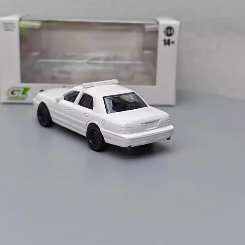 دييكاست الأصلي 1:64 مقياس تاج فيكتوريا اعتراضية سبيكة نموذج محاكاة الديكور الهوايات التذكارية جمع العرض #2