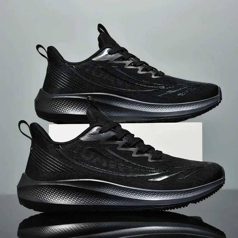 

Men Running Shoes Outdoor Sports Comfortable Field Training Flat Breathable Sneakers New Mens Sneakers