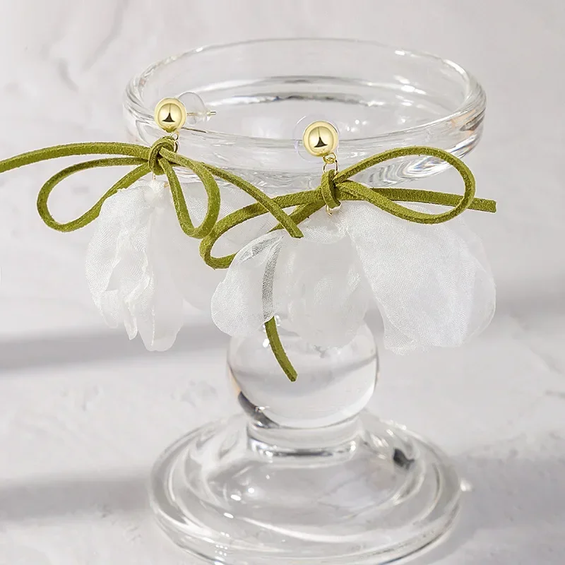 الأقراط الرائعة والطازجة الإناث المتخصصة تصميم الملحقات الصيف الحلو الشيفون زهرة الأذن كليب نمط جديد الأقراط الأنيقة #4