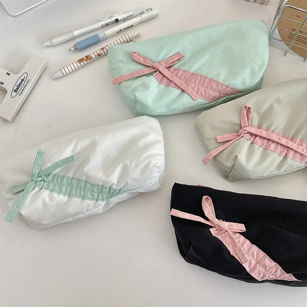 أزياء سعة كبيرة Bowknot مقلمة سستة لطيف القوس أحمر الشفاه حقيبة التخزين متعددة الأغراض الطلاب القرطاسية الحقيبة الطلاب