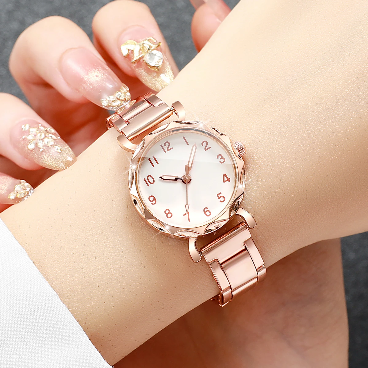 Fashion Arabic Dial Women Quartz Watch Elegant Stainless Steel Strap Ladies Dress Wristwatches Relogio Feminino（Without Box）