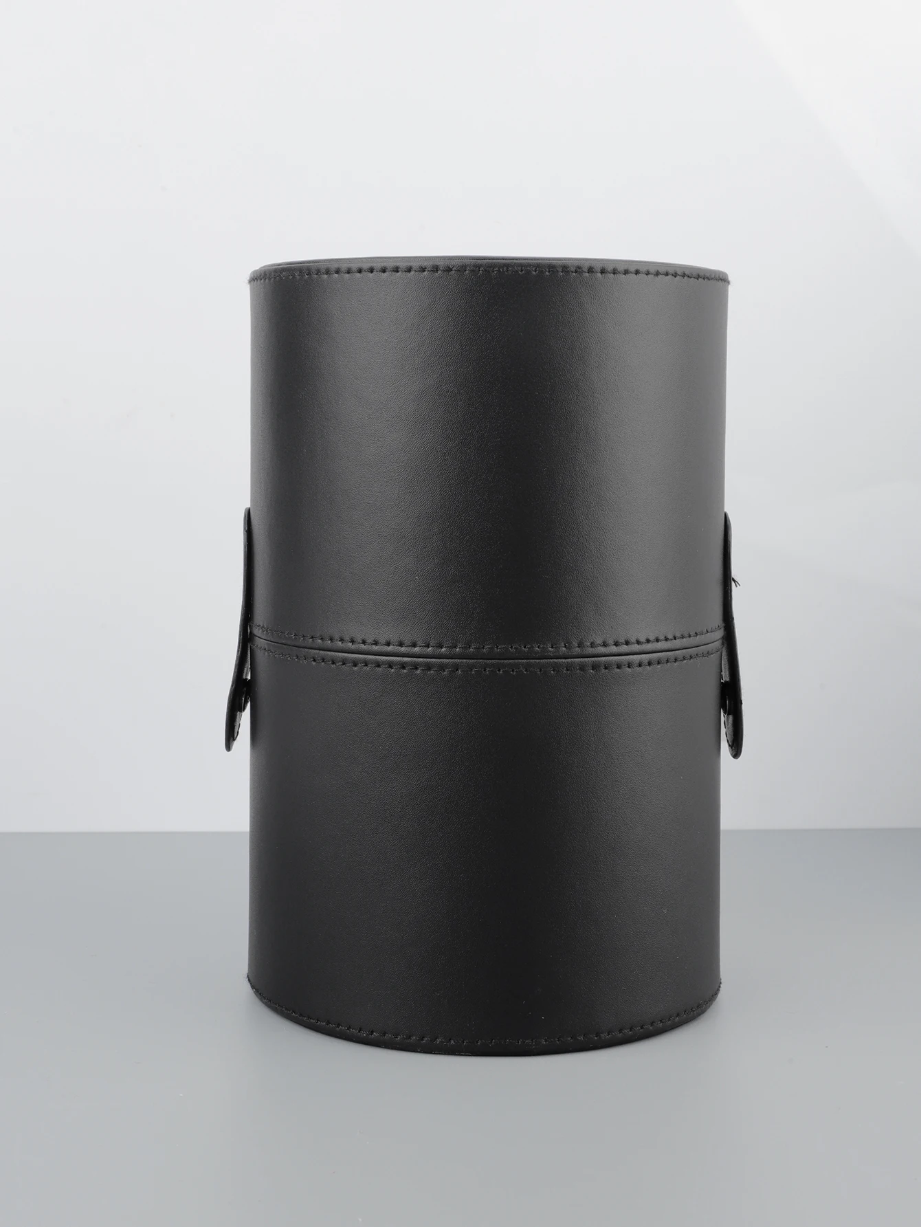 30 個のメイクブラシセットアイシャドウブラシコンシーラーブラシ獣毛ルースパウダーブラッシュメイクブラシバケツ付き