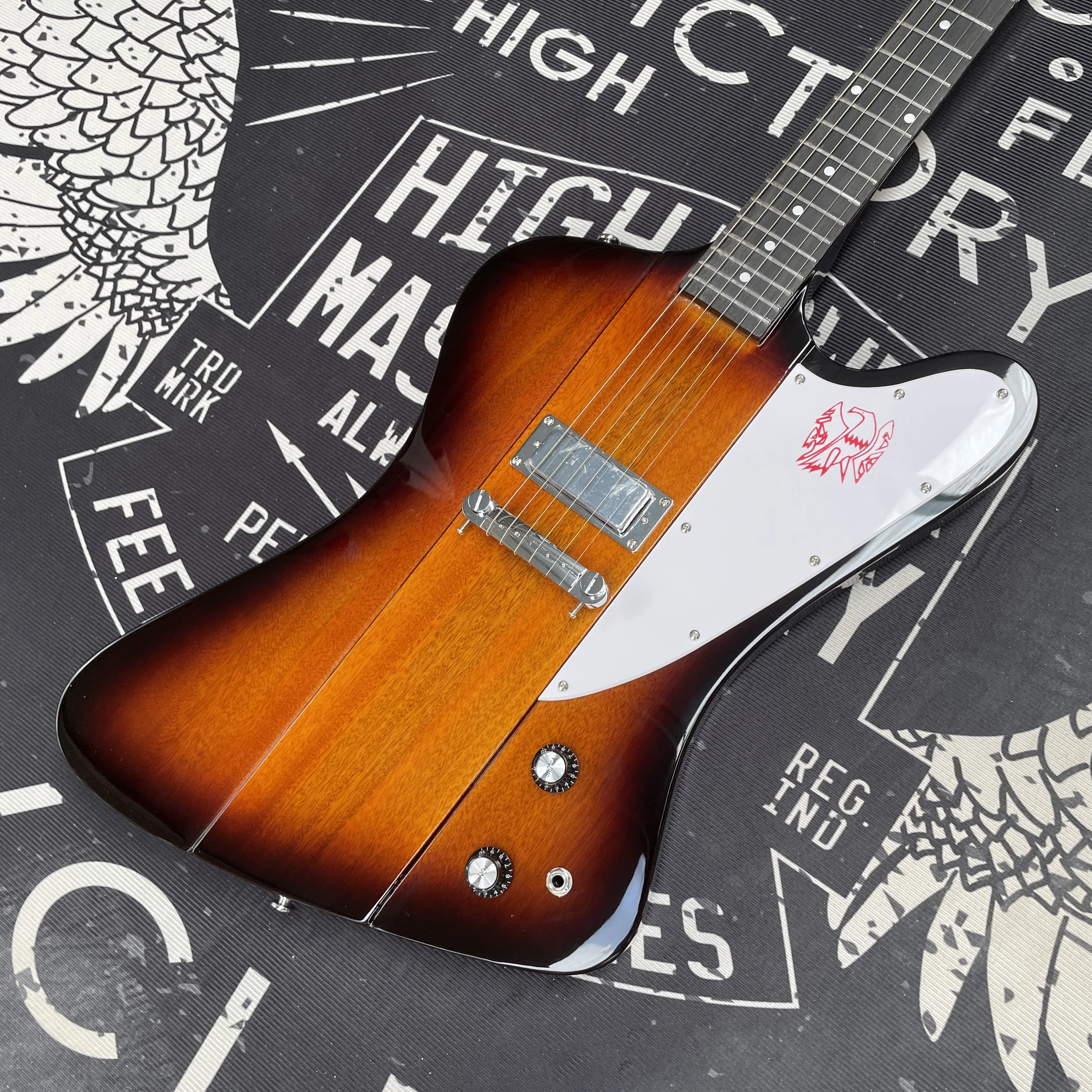 

Sunset Gradient Electric Guitar, White Exclusive Guard Plate Single Pickup Silver Hardware Guitars, Advanced Performance Guitarra