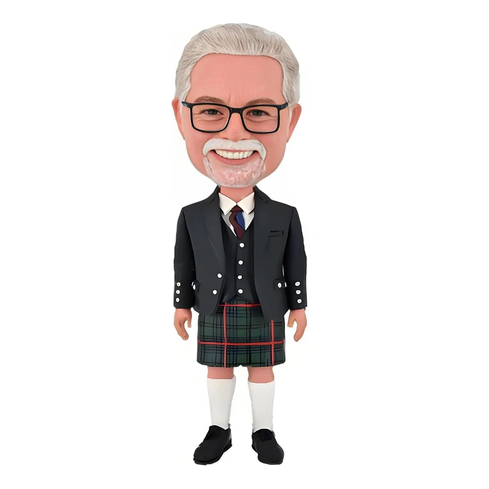 

Изготовленная на заказ фигурка пупса, улыбающийся пожилой человек в костюме и китене, наряд в клетку тартан, мужские шапочки, скульптура мужского платья ручной работы