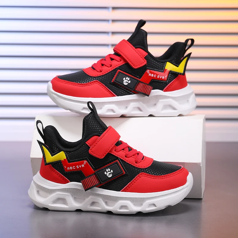 

2025 New Autumn Leather Sneakers for Children Lightweight Outdoor Anti Slip Running Shoes Fashionable and Durable Training Shoes