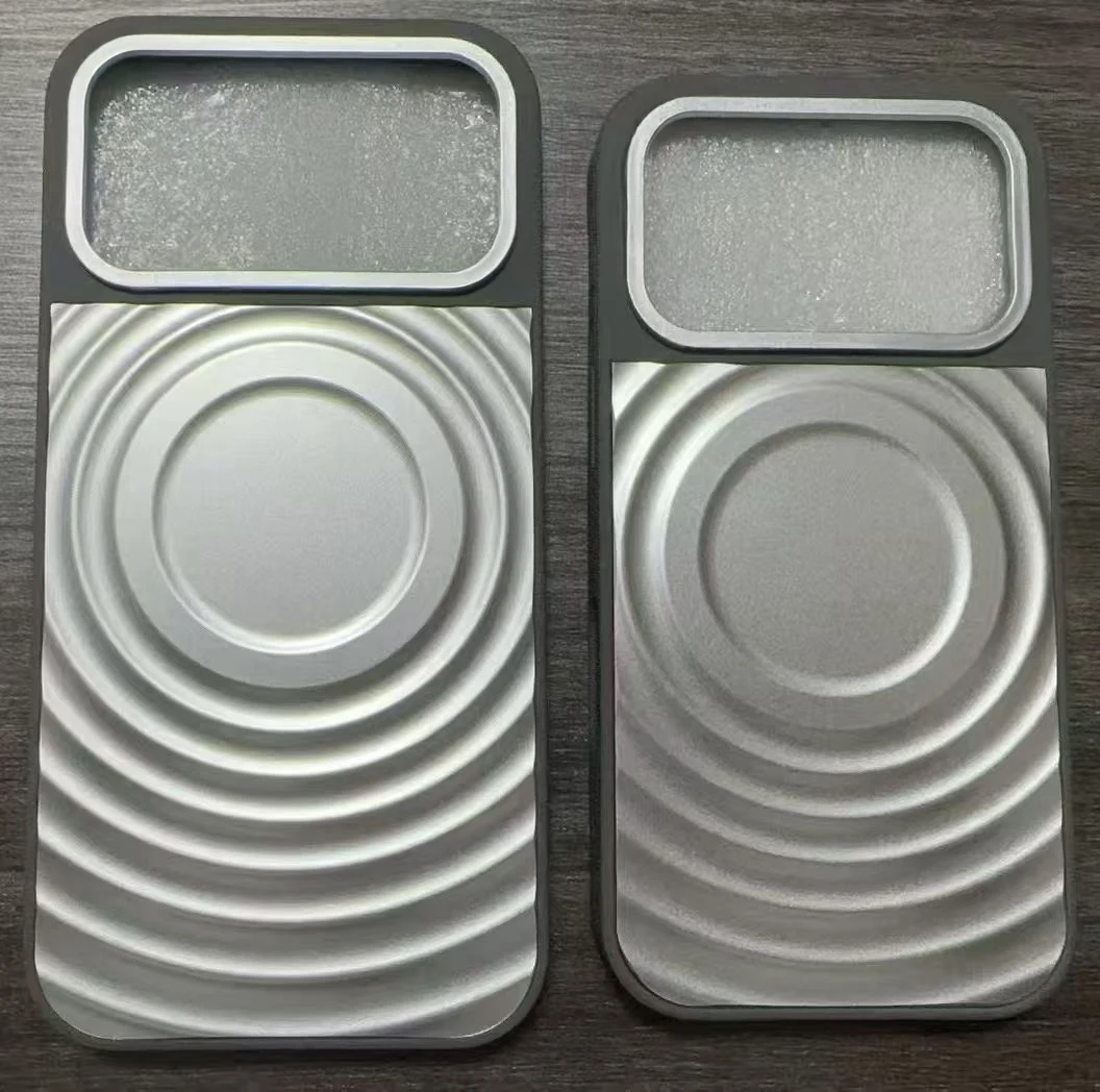 

3D Silver Wave Ripple Phone Cover for IPhone 17 Pro Max 17Pro - Protective Magnetic Case