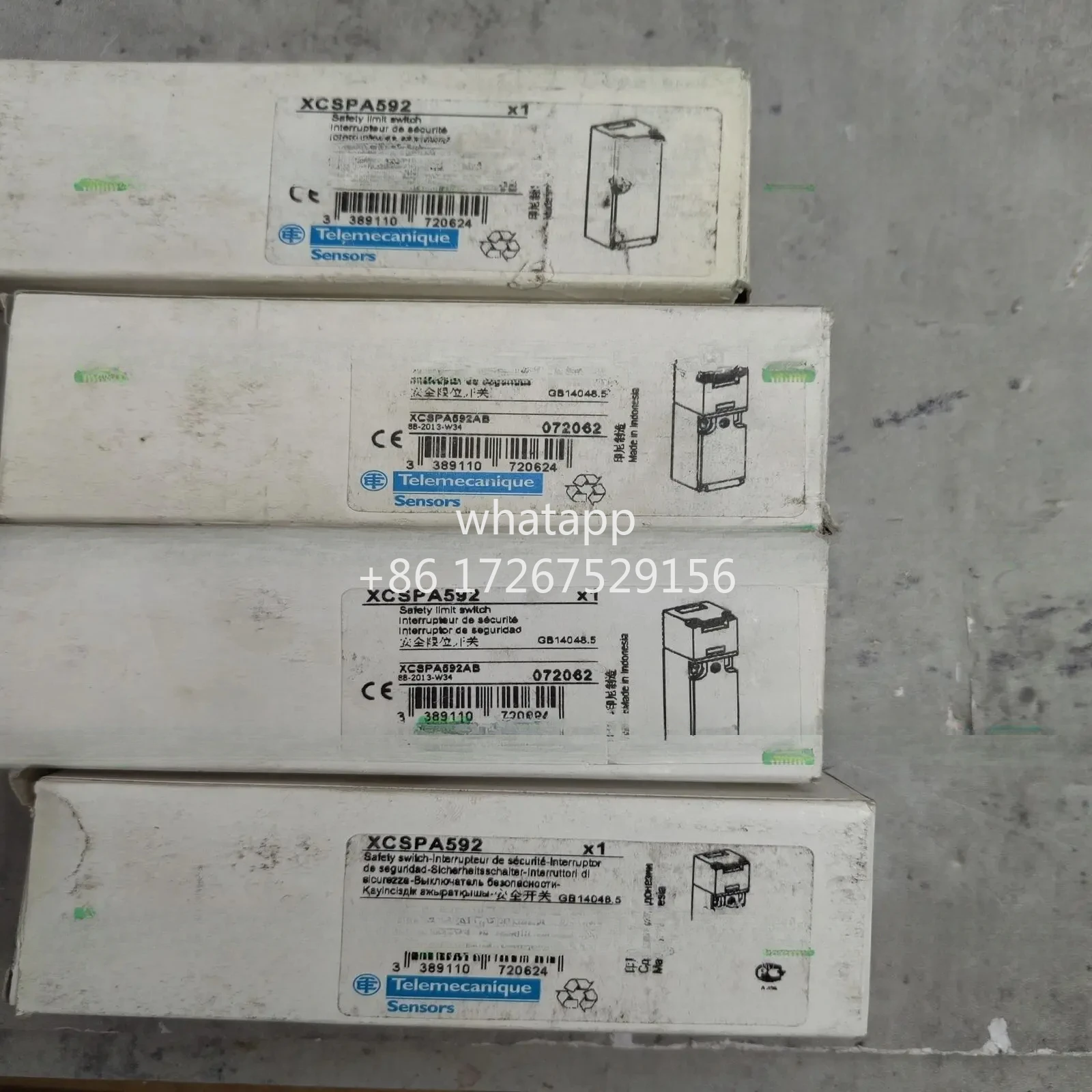 

1PCS Telemecanique XCSPA592 Safety Interlock Switch XCS-PA592 New
