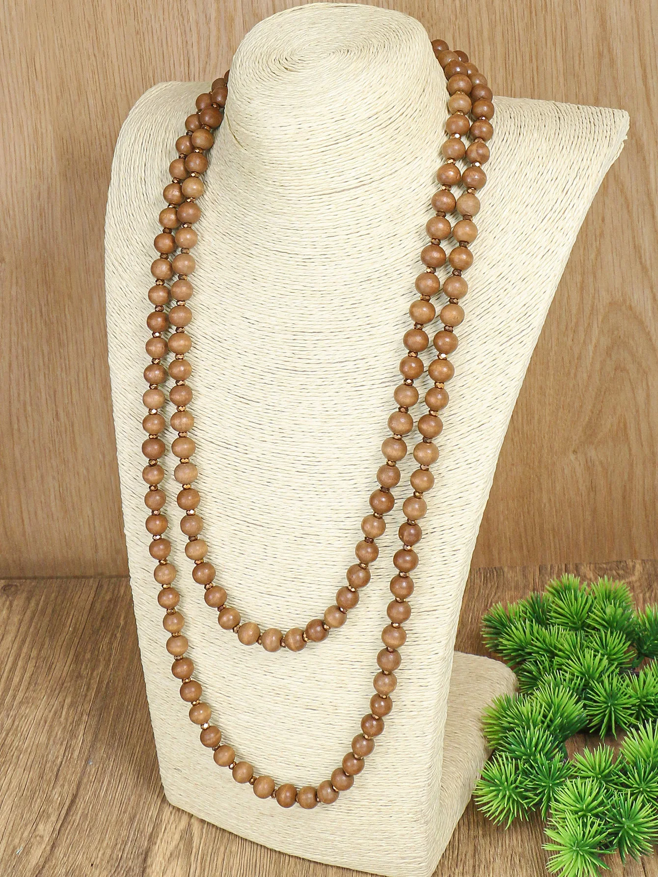 Vintage Minimalist  Fashionable Square Style And Temperament Type Long Wooden Bead Necklace With A Neutral Style