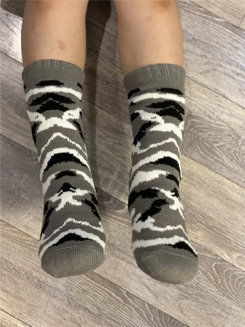 Wintersocken für Herren, Plüsch, Thermo-Leopardenmuster, warm, kurz, plus Samt, rutschfest, flauschiger Boden, flauschige Socke, männlich, Tarnung, Geschenk, Weihnachten