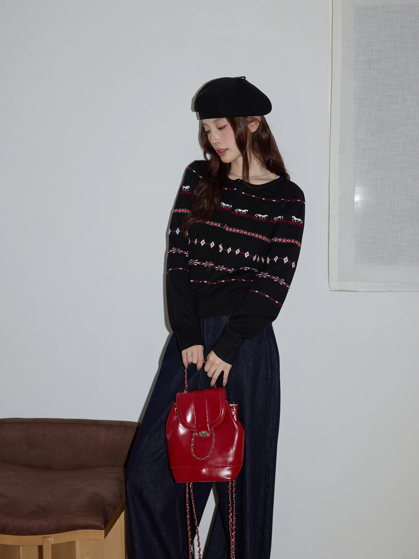 

Chaocha Home Bla round Ne Long Sve Knitted Sweater Women's Casual ort Sle Korean Version Commute Faion Spring 2026