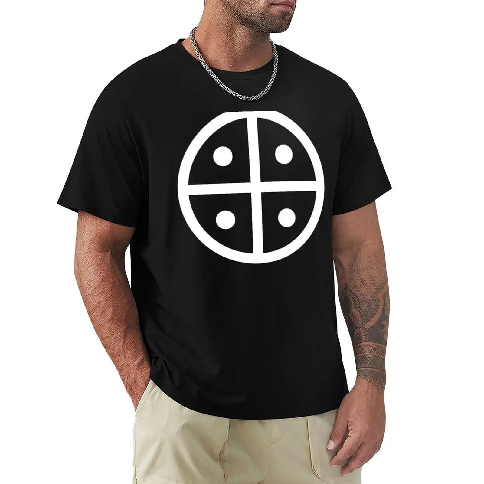 

Hopi People Earth Symbol Tuuwaqatsi white cross on black background HD High Quality T-Shirt