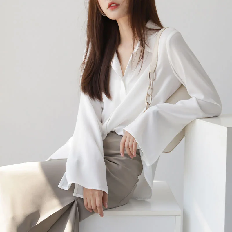 Women Chiffon Blouse Fashion Solid Long Flare Sleeve OL Office Lady Work Top Shirts V-neck White Shirt Elegant Female Clothes