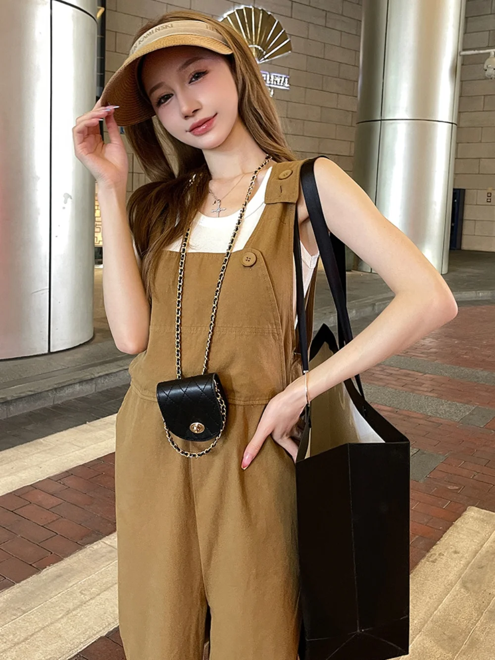 طقم وزرة نسائية فضفاضة على الطراز الكوري صيفي كاجوال قطعة واحدة قصيرة مقاس كبير ألياف بوليستر مريحة