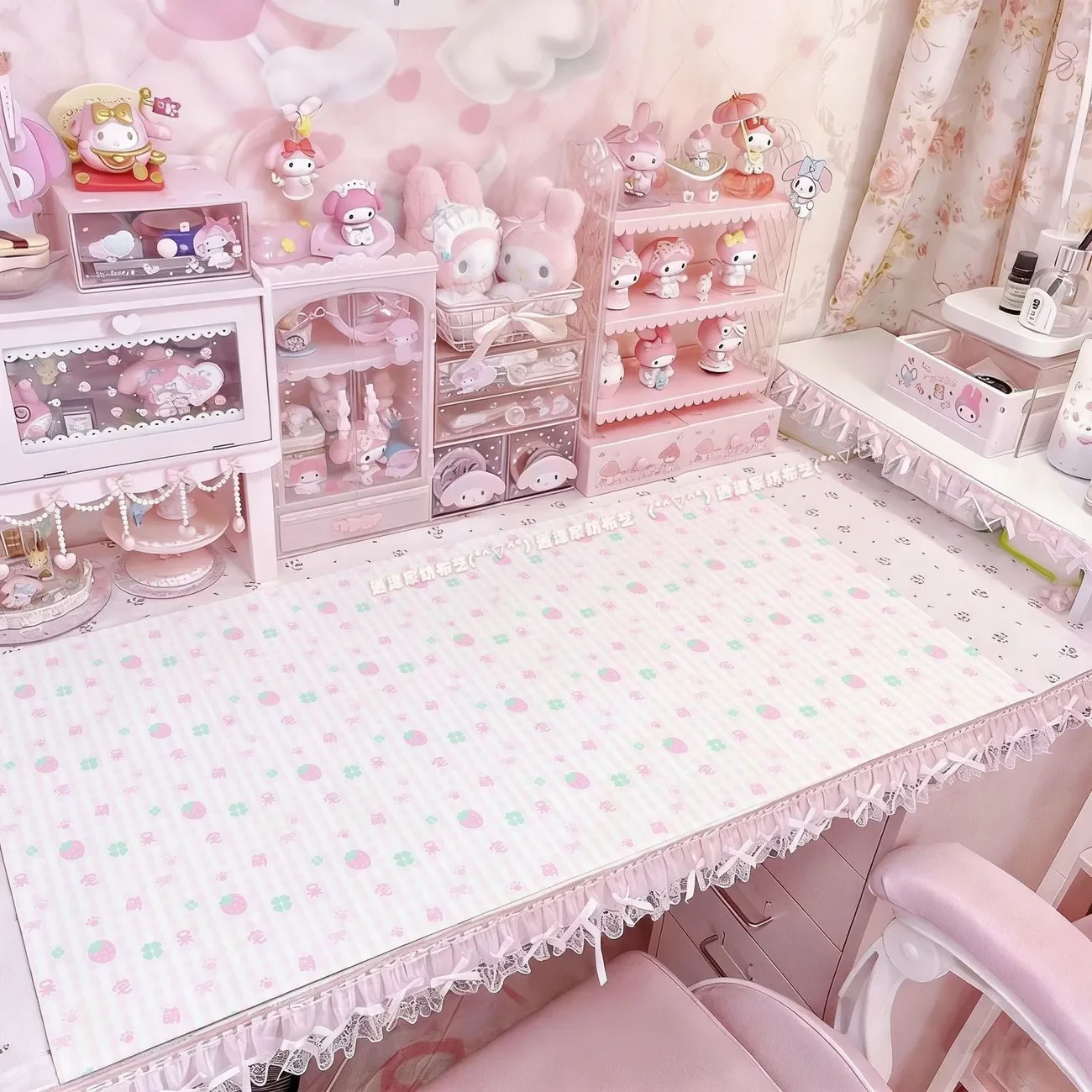 Strawberry Pink Table Mat Waterproof PU Leather Protective Pad Suitable For Dormitory Desk Coffee Table Dressing Table Top Mat