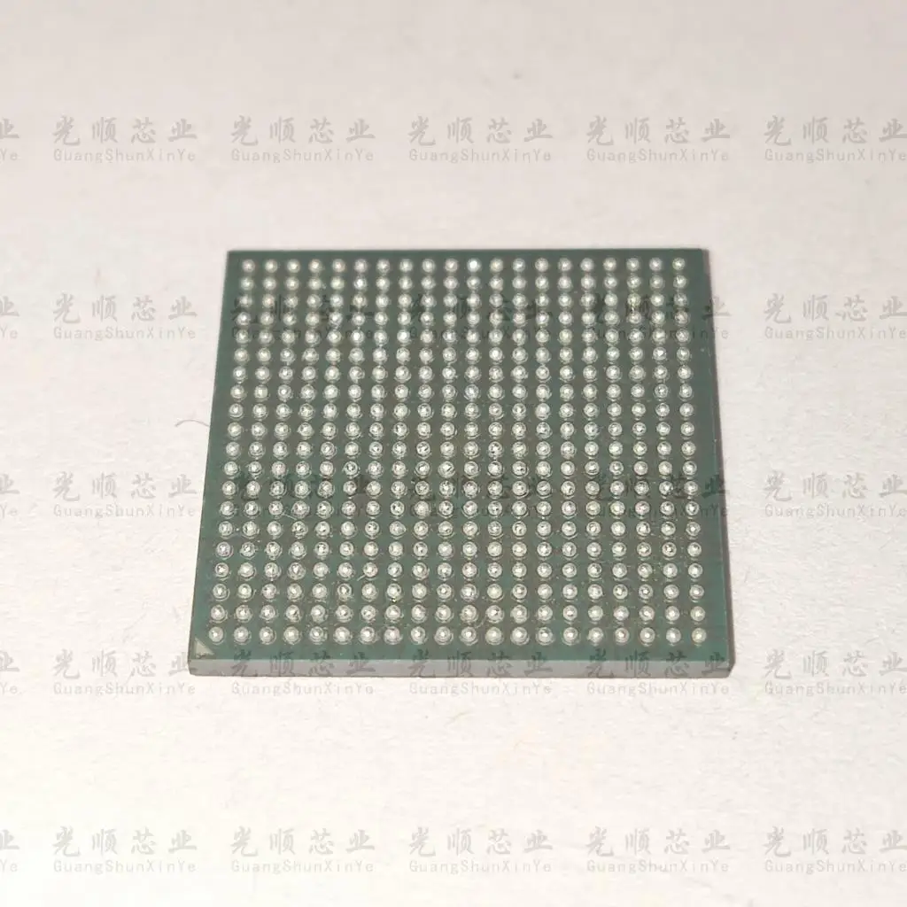 MCIMX257DJM4A    BGA