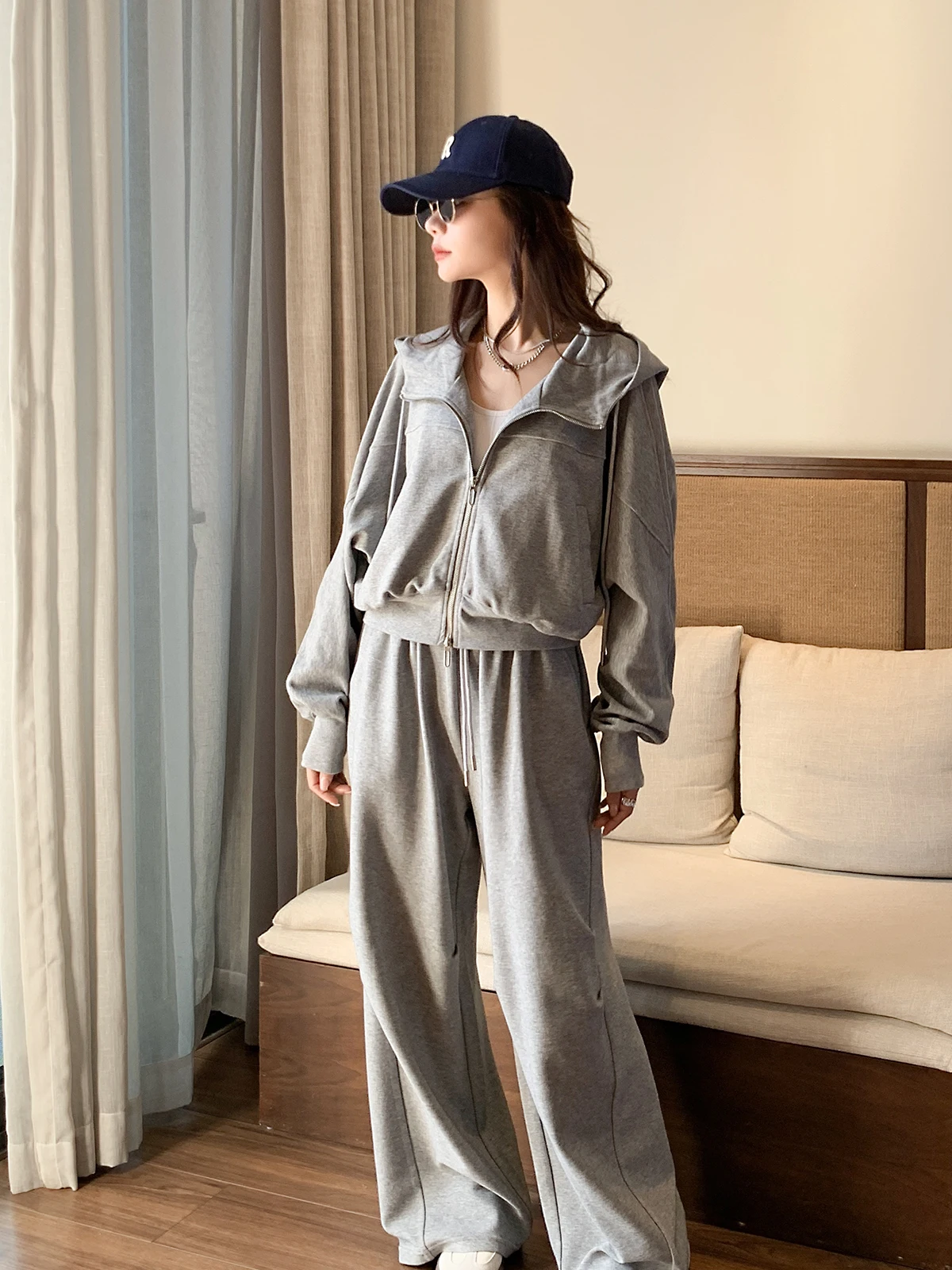 

Повседневный спортивный костюм для женщин: весенне-осенний комплект из двух предметов – свободный кардиган-худи на молнии с длинными рукавами из хлопка, модный дизайн