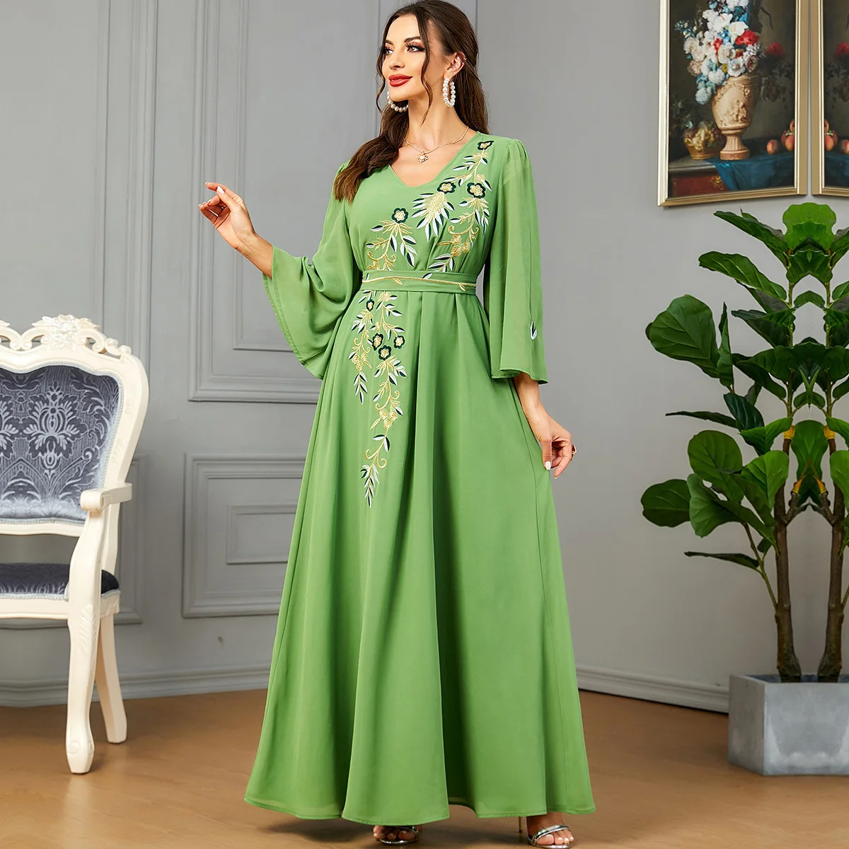 3586 Muslim New Women's V-neck Embroidered Chiffon Fashion Robe Arabic Dress