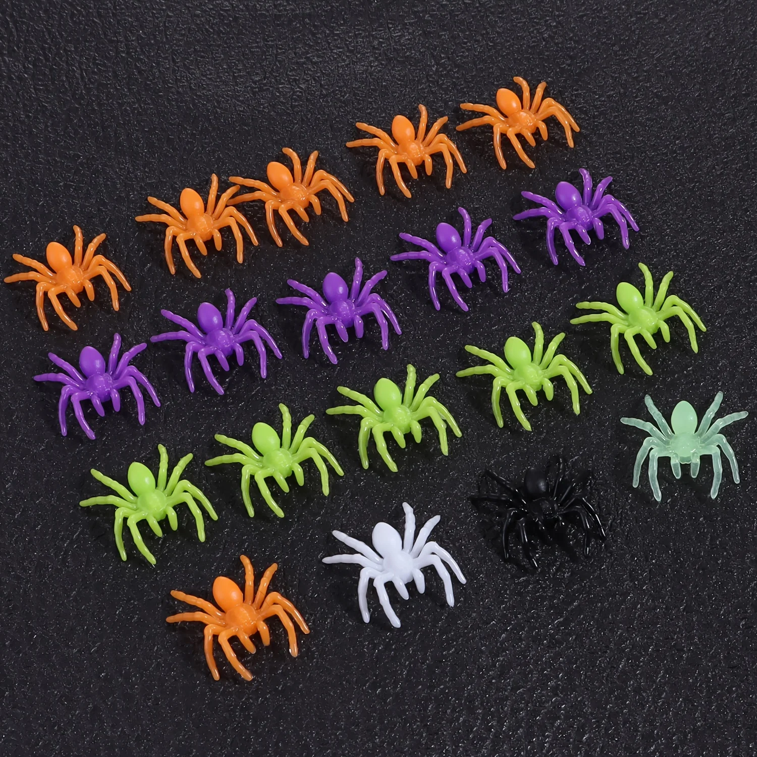 50 قطعة من زينة عنكبوت الهالوين المخيف - مثالية لإنشاء جوًا مسخنًا وديكورات عيد الميلاد والهالوين