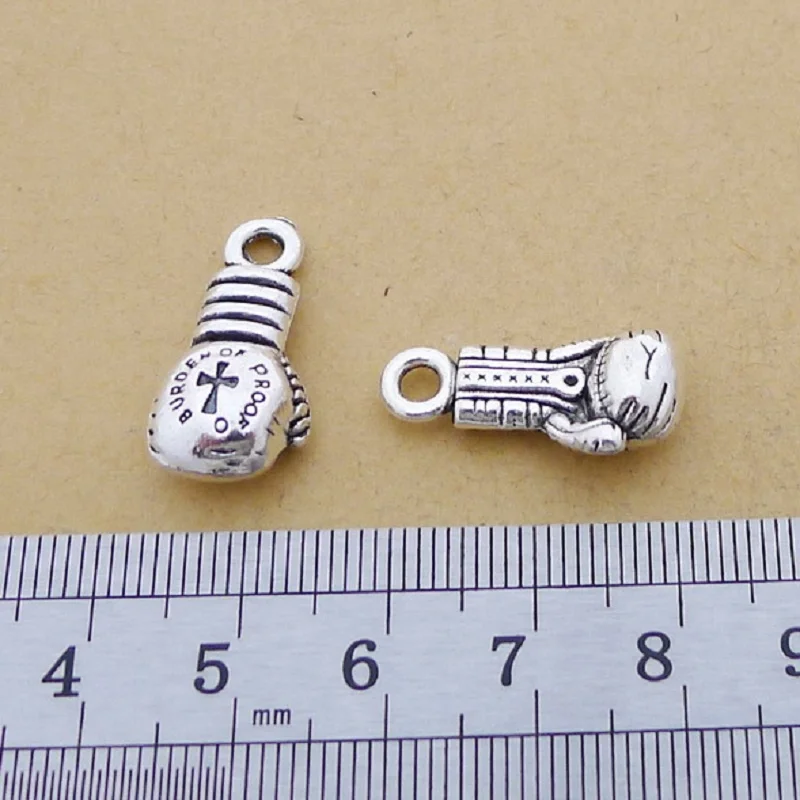 Newest 10 Pieces 11*12mm Mixed Alloy Antique Silver Color Boxing Glove Charms Bracelet Pendant Accessory For DIY Jewelry Making