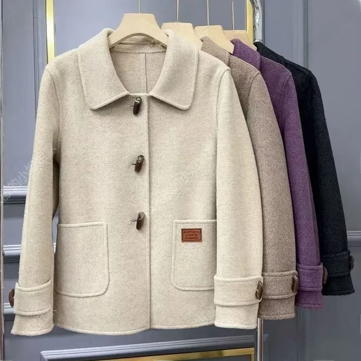 

Двустороннее шерстяное пальто Ele: Элегантный дизайн, универсальный крой, стройнящий силуэт, бархатная отделка, корейский стиль, прямой крой, длинный рукав