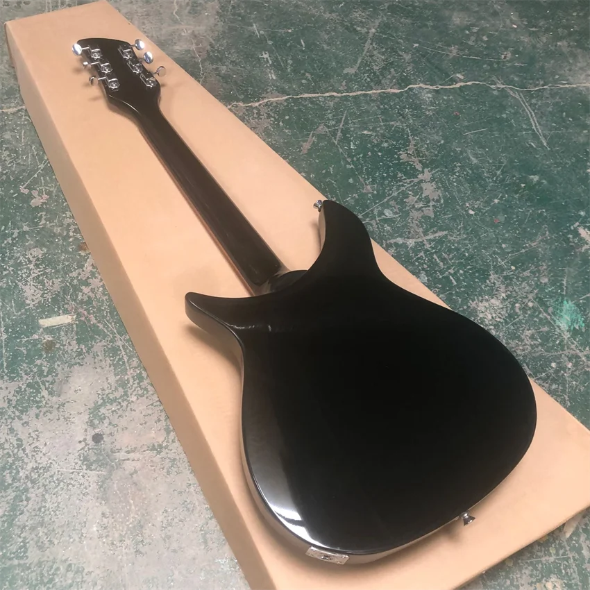 Guitarra elétrica preta 325 em estoque, guarda dourada comprimento de acordes efetivo de 527 mm, atacado e varejo