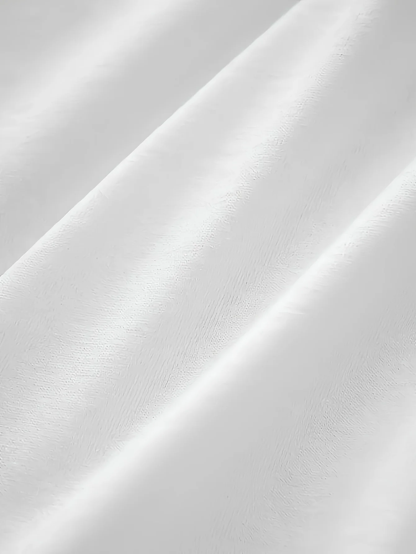 MINISO Damska koszulka z krótkim rękawem i nadrukiem anime na lato, idealna dla fanów anime i miłośników japońskiej animacji