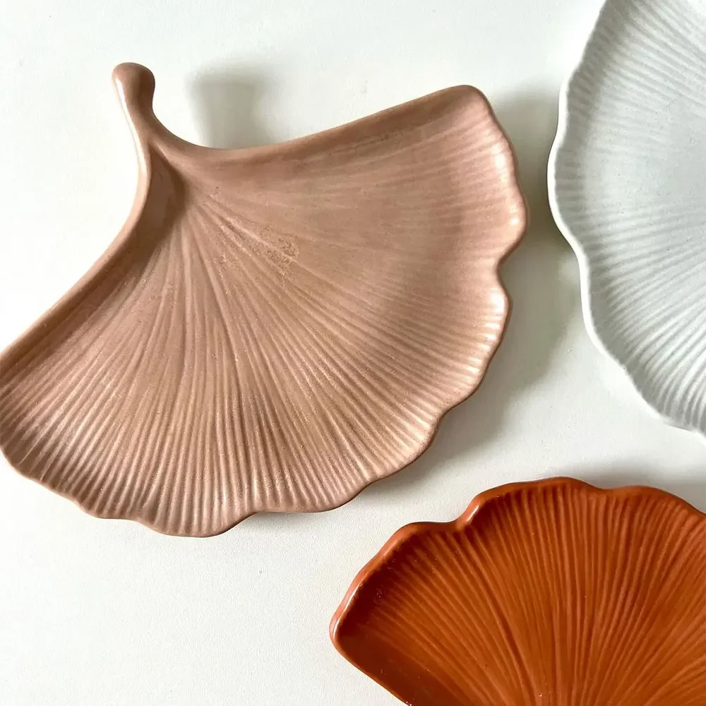 

Leaves Tray Silicone Mold Turtle Leaf Coaster Concrete Mold Ginkgo Leaf Decorative Trinkets Nut Storage Tray Plaster Mold Mold