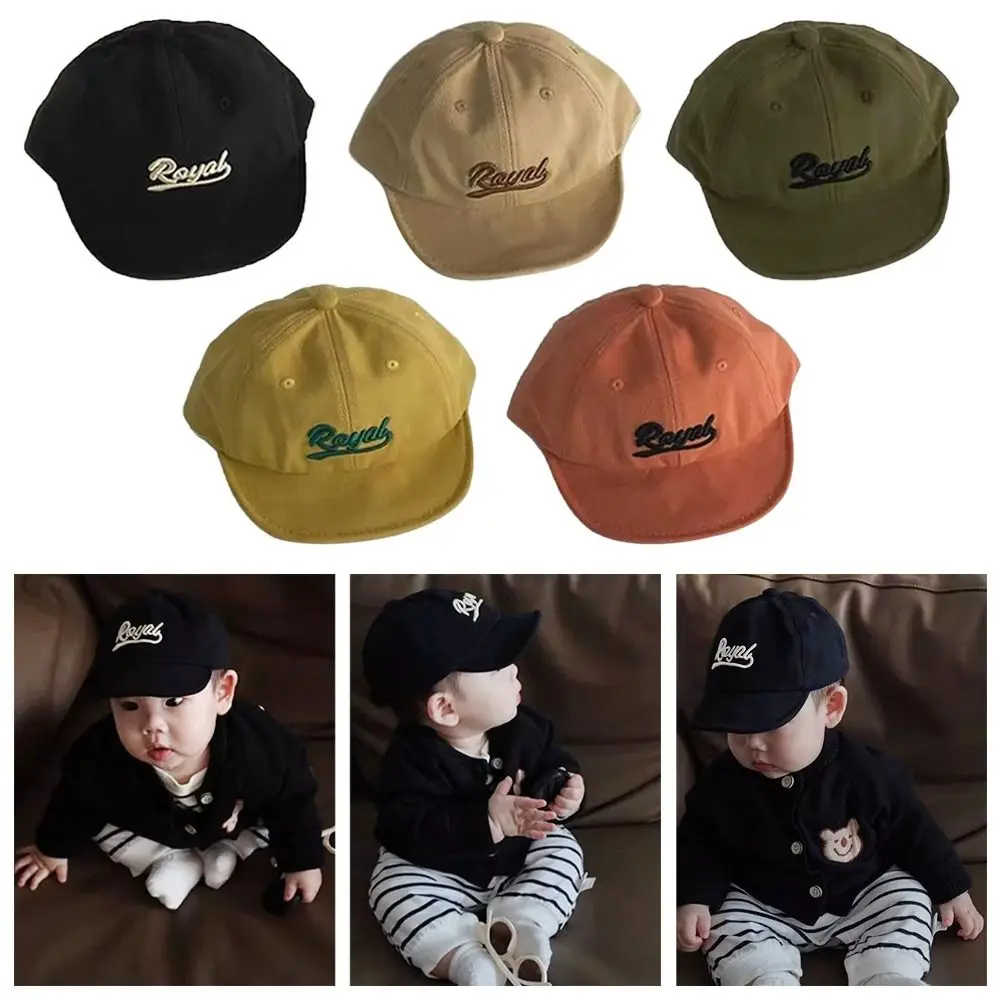 قبعات للأولاد والبنات بلون سادة قبعة للأطفال مطرزة بحروف من القطن والبوليستر قبعة بيسبول للأطفال قبعات بلغت ذروتها