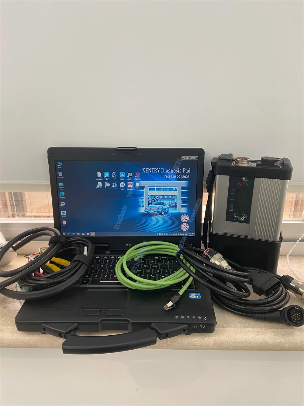 Professional SD Compact C5 Multiplexer Diagnostic Tool Complete Package CF53 Laptop All Cables For Light & Heavy Duty Vehicles