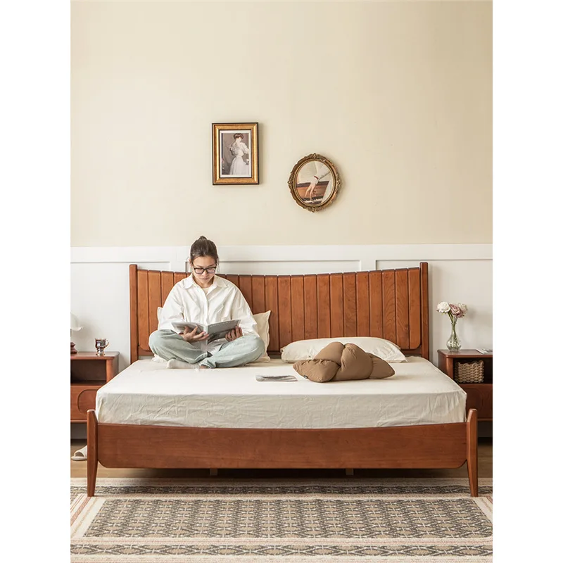 Medieval retro cherry wood solid wood bed, French simple master bedroom wedding bed, furniture 1.8 meters double bed