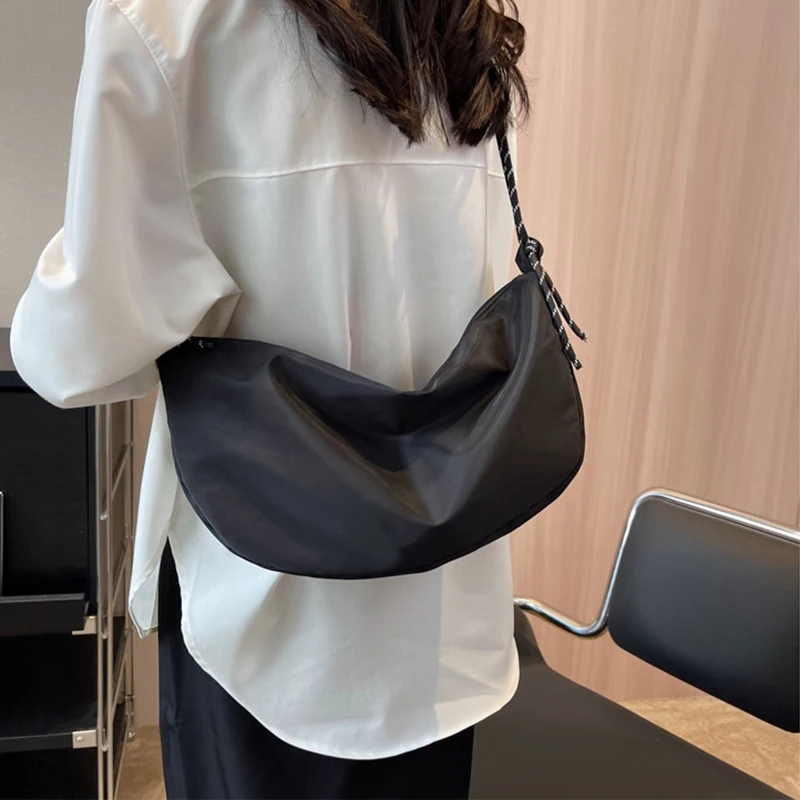 New Nylon Cloth Shoulder Bags Vintage Solid Color Hobos Bag Casual Large Capacity Diagonal Bag Fashion Versatile Women Handbag