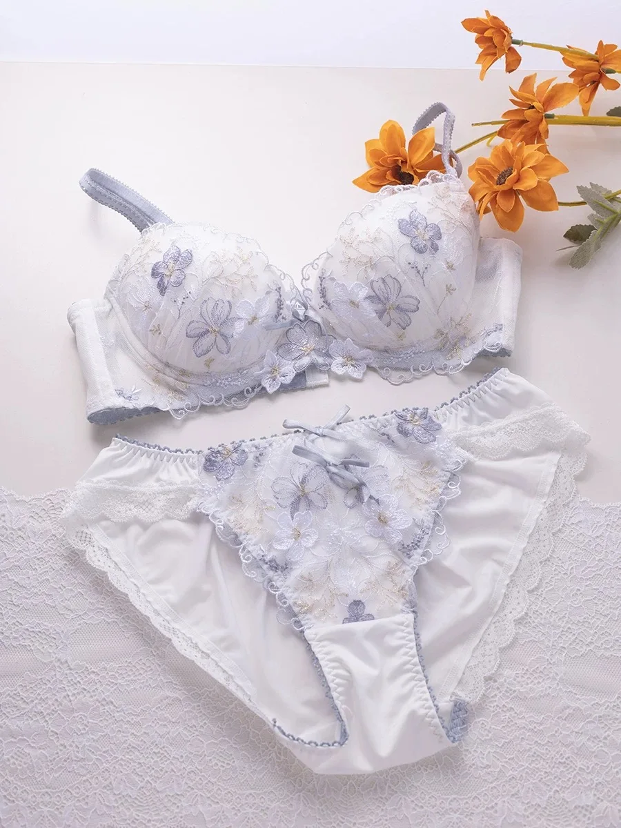 

Sexy gathered bralette luxury embroidery lingerie briefs flowers exquisite elegant lady underwear large cup gathered bra set