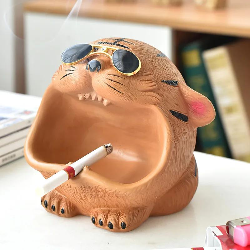 Nordic Cute Home Cartoon Animal Tiger Aschenbecher Einzigartiger, kreativer, cooler Büro-Aschenbecher für Männer und Frauen, Raucher-Geschenk, Desktop-Dekoration