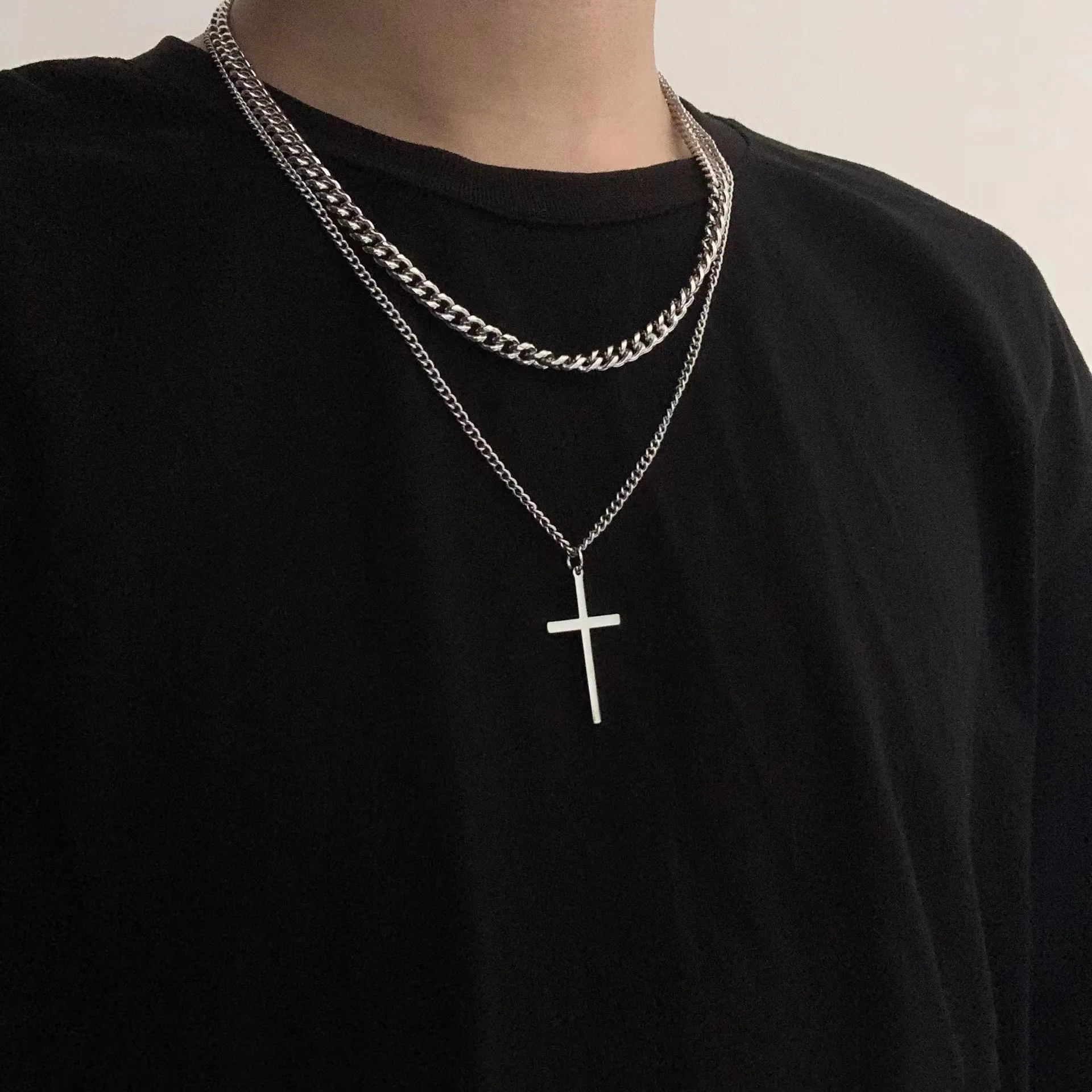 

Individual Metal Double Layered Cross Pendant Necklace Crochet Cuban Necklace for Women Men Accessories Gifts