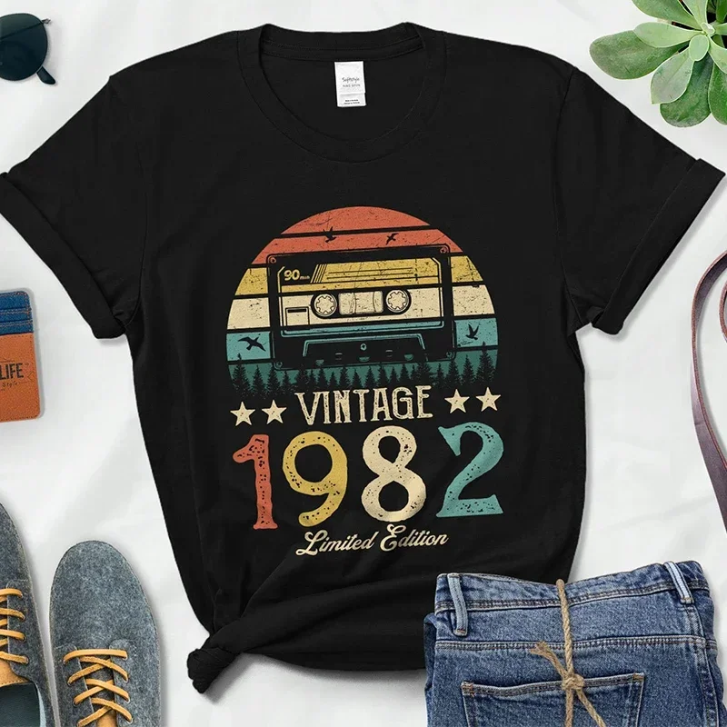 Magnetic Tape Vintage 1982 Limited Edition Woman Tshirts Retro 43st 43 Years Old Birthday Party Gift Femme T Shirts  Fashion