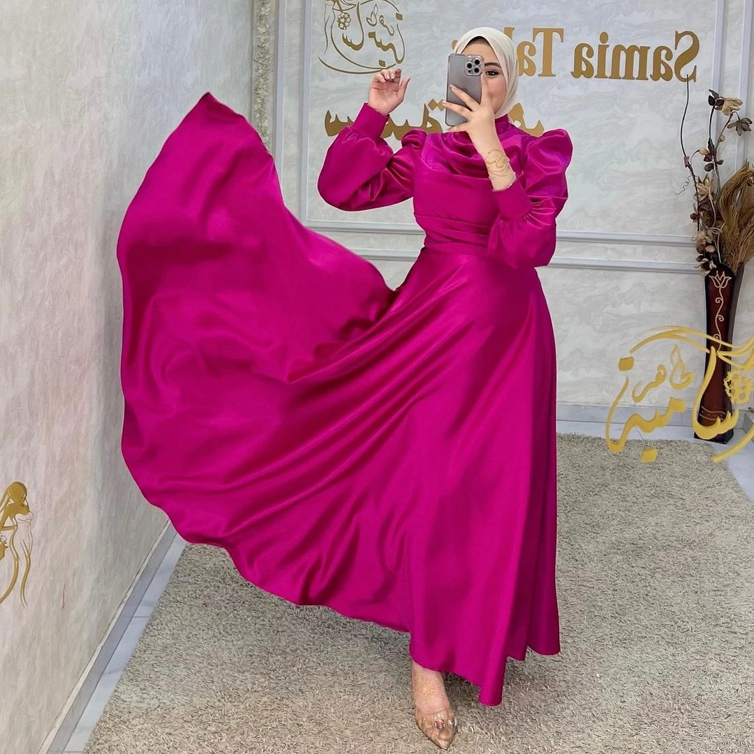 

Lovestory High Collar Dubai Women Wear Prom Dresses Ruched Long Sleeves Formal Party Saudi Arabia Evening Special Gowns