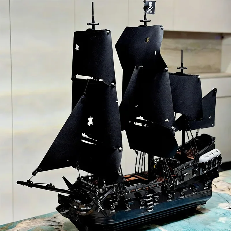 

2026 new Pirates of the Caribbean Ship 10365 Building Blocks Boat Model Assemble Bricks Toy Kid Adult Birthday Xmas Gift
