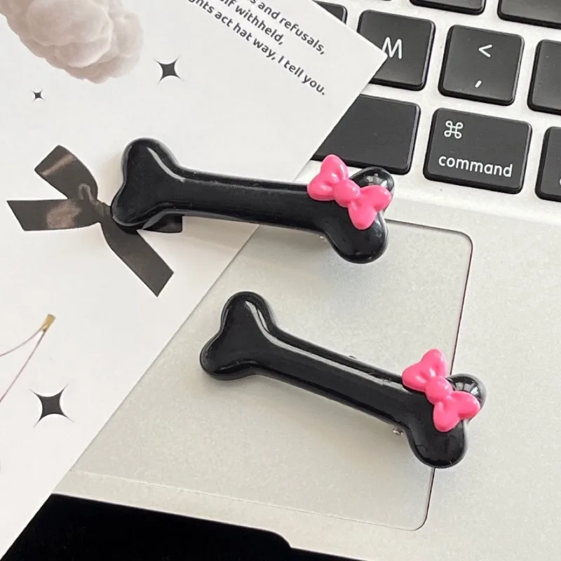 Kawaii Pink Bow Dog Bone Shape Hair Clips Popular Black and White Bone Hairpin Girls Charm Lovely Duckbill Barrettes Accessories