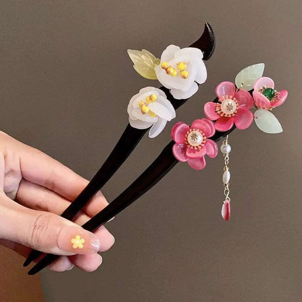 National Style Vintage Winding Flower Hairpin Classical Elegant Wooden Hair Stick Handmade Chinese Style Hanfu Headwear Women